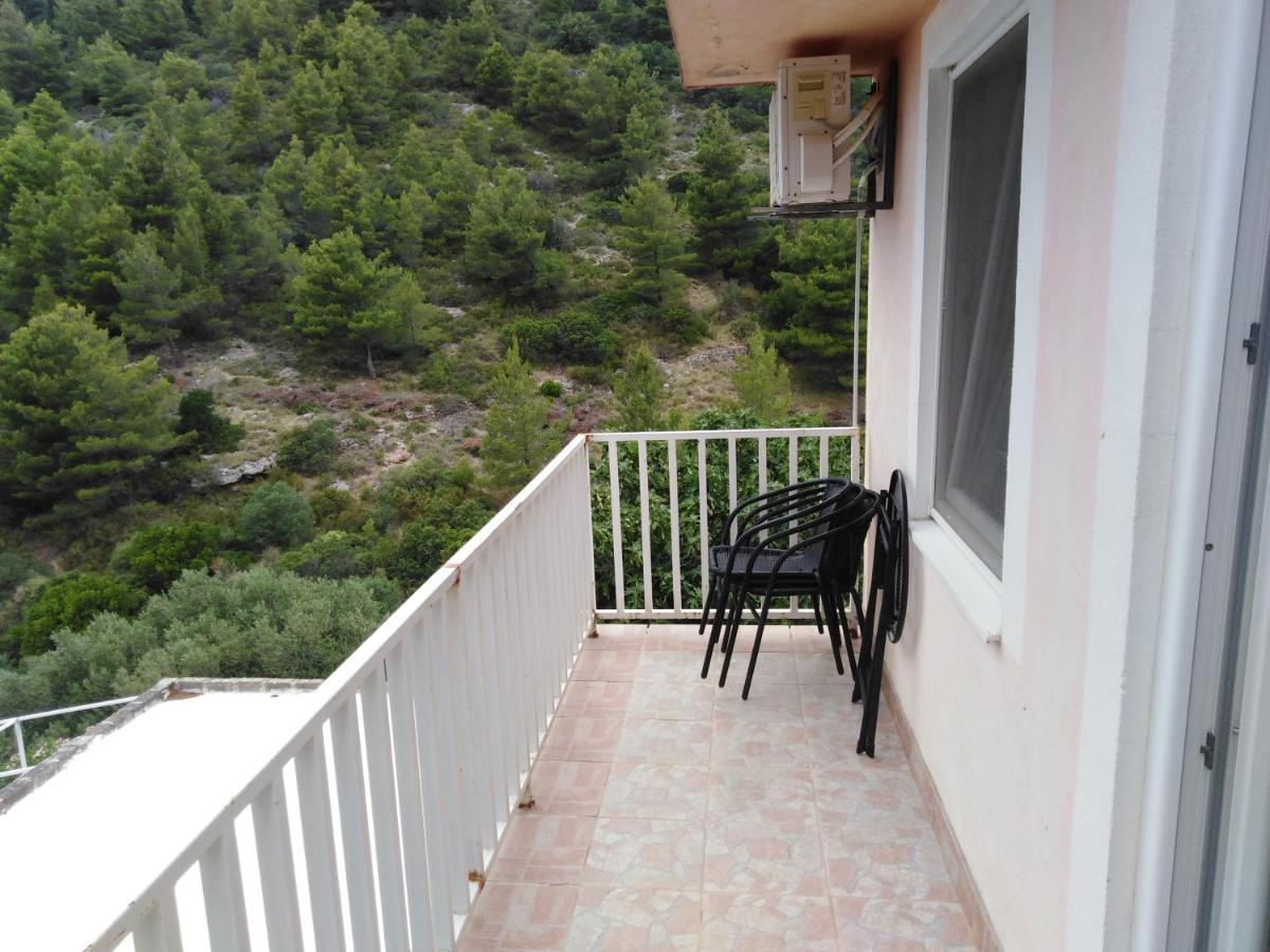 Apartman Ana Apartment จูเลียนา ภายนอก รูปภาพ